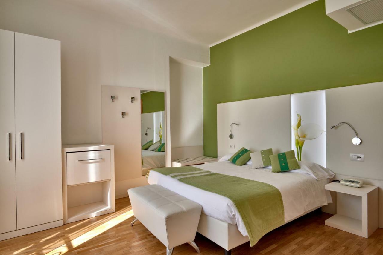 Hotel Bellavista Менаджо Екстериор снимка